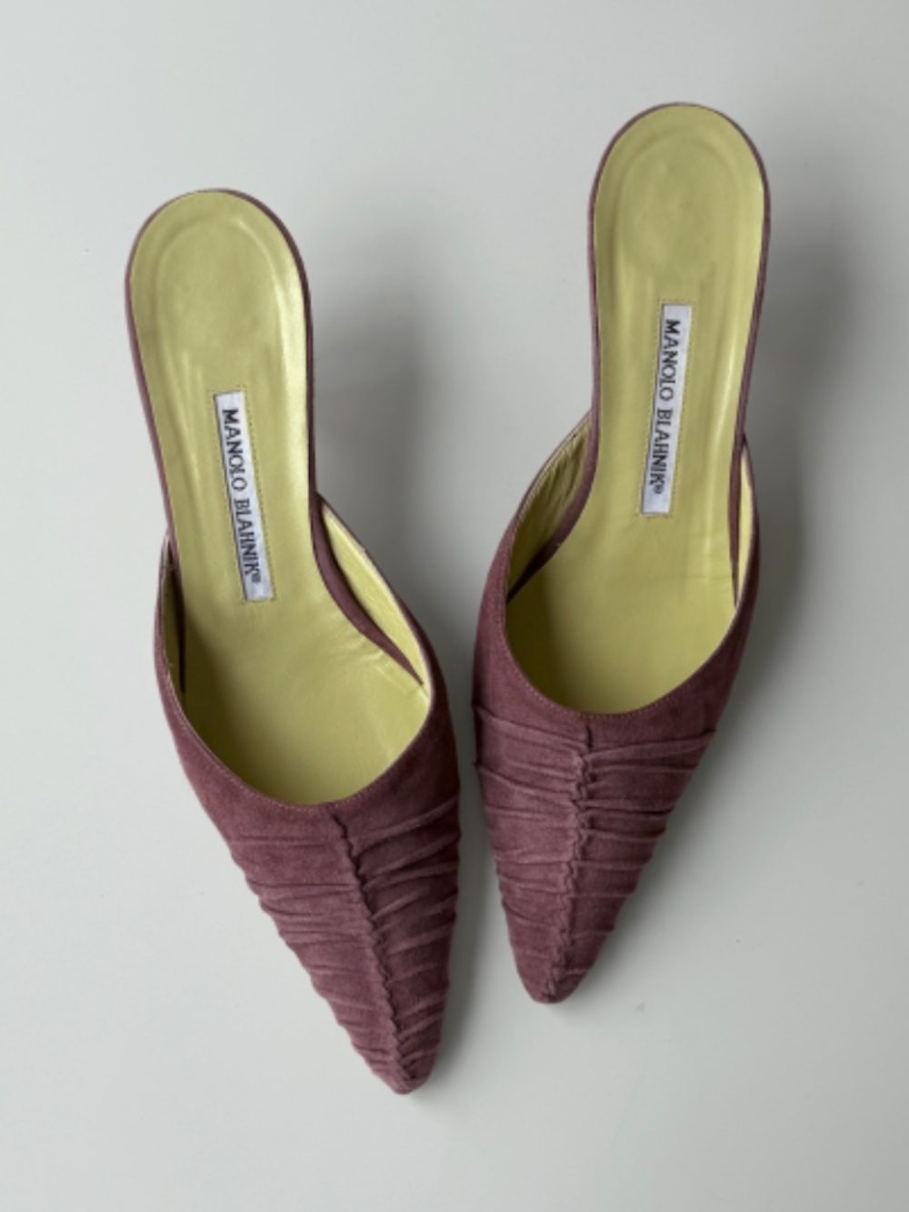 Vintage Manolo Blahnik dusty mauve suede pointed toe mules, IT 40, ~US 9 - Picture 2 of 9